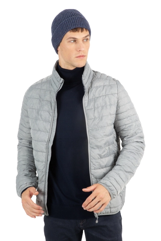 Bonnet classique tricoté en fil recyclé