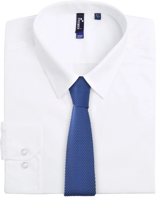 Cravate fine tricotée